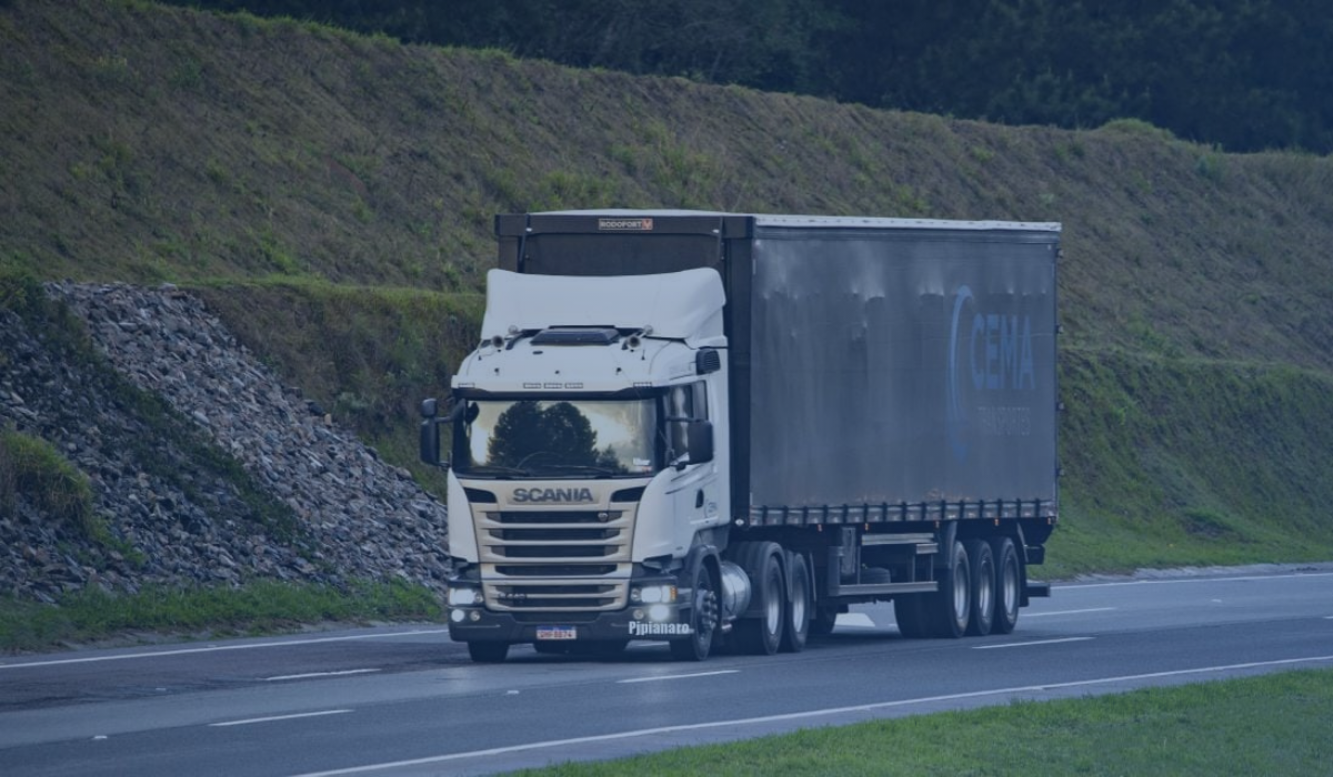 Caminhão Carga Lotação